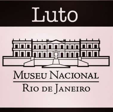 HISTORIADORES EM LUTO E À LUTA!